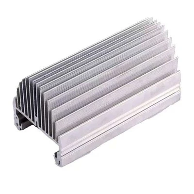 Aluminiumkühlkörperbearbeitung